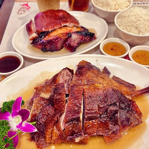 连续十年荣获米其林一星的《甘牌烧鹅》，烧鹅界的天花板